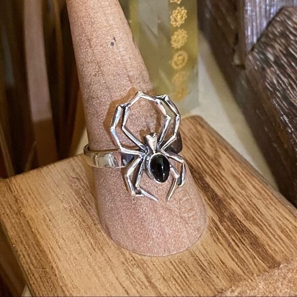 Spider Black Onyx Sterling Silver Ring - Picture 3 of 6